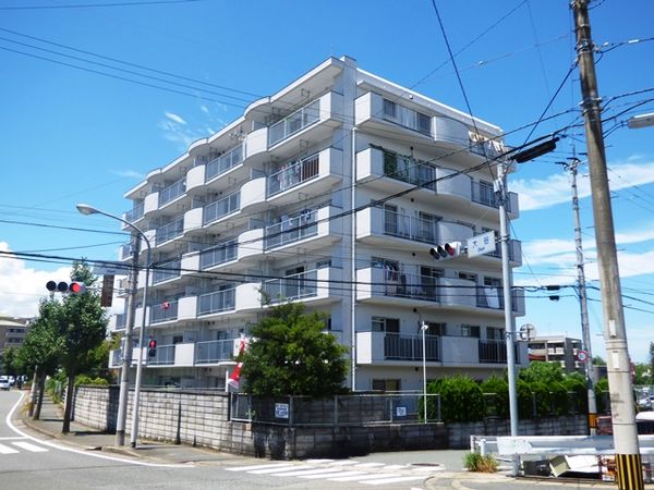 ホワイトコーポ大谷 外観