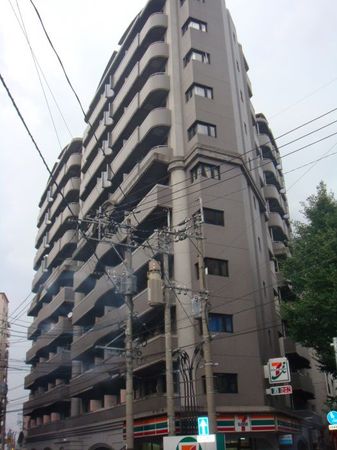 エステート・モア博多APEX 外観