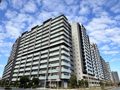 幕張ベイタウングリーナC棟 外観