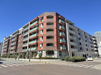 パティオス8番街 外観