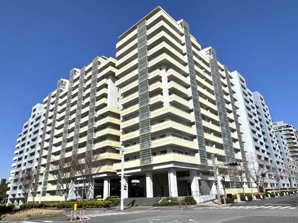 グランパティオス公園西の街4番館 外観