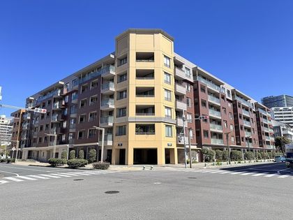 パティオス8番街 外観