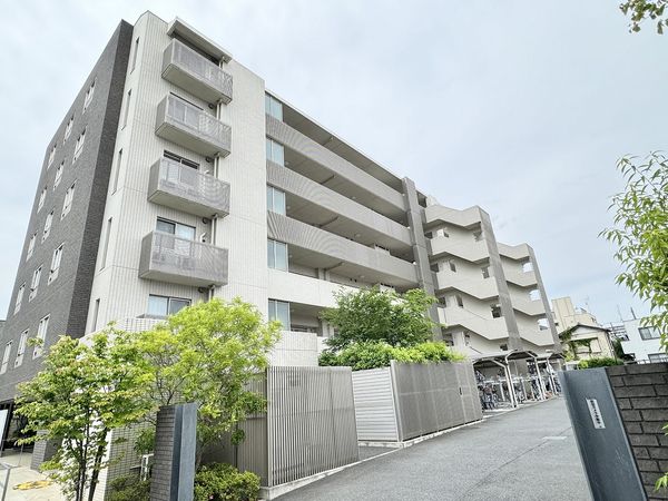 カーサセンチュリー市川 外観　 ■２０２７年１月３１日までの定期借家契約です。