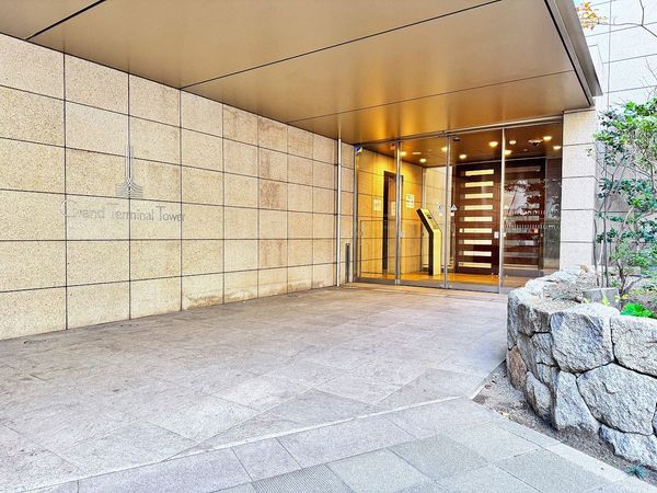 グランドターミナルタワー本八幡 エントランス