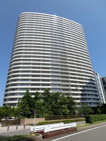M.M.TOWERS FORESISーR棟 建物外観