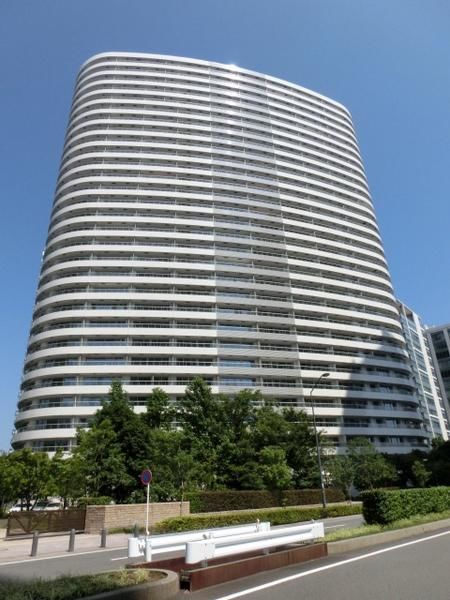M.M.TOWERS FORESISーR棟 建物外観
