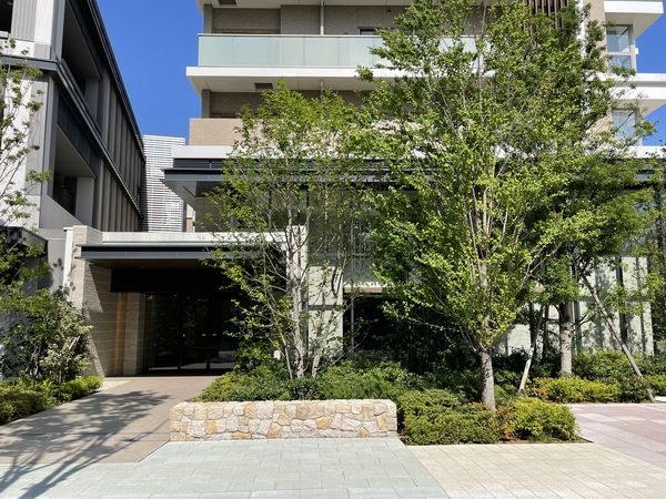 パークホームズ横浜本郷台リバーサイドヴィラ THE EAST マンションエントランス