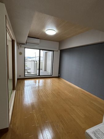 戸塚西パーク・ホームズ弐番館 リビングダイニング 約9.2帖