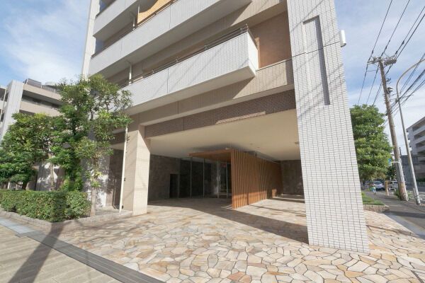 ライオンズマンション横濱元町キャナリシア サブエントランス