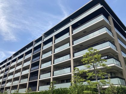 ルネ横浜戸塚 建物外観