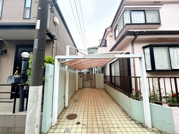 桃井1丁目貸家 駐車場