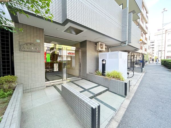 ルネス高田馬場 エントランス