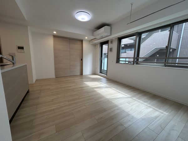 ミオカステーロ府中町 LDK　約14.2帖