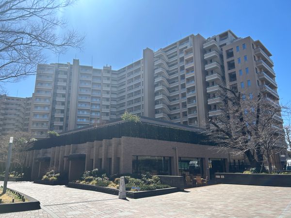 桜上水ガーデンズD棟 外観