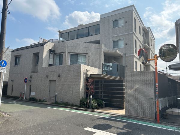 ライオンズ千歳烏山プレド 外観