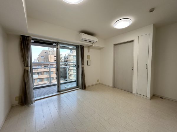 パークタワー池袋イーストプレイス 約8.1帖リビングダイニング