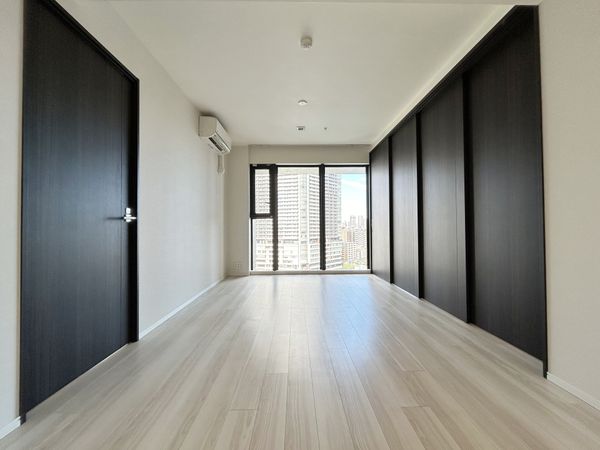 DEUX TOURS WEST LD約10.5帖