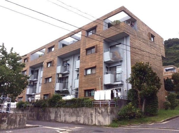 鈴が峰第2住宅18号棟 外観