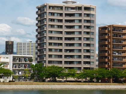 パークコート御幸橋 外観