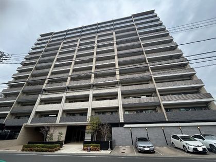 パークホームズ内山下イーステージ 外観