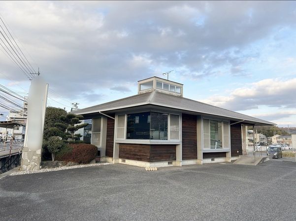 津高 貸事務所・店舗 外観