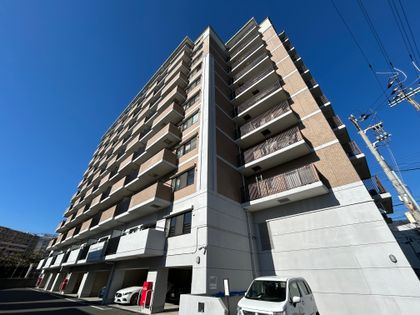 パーク・ハイム西岡本 外観