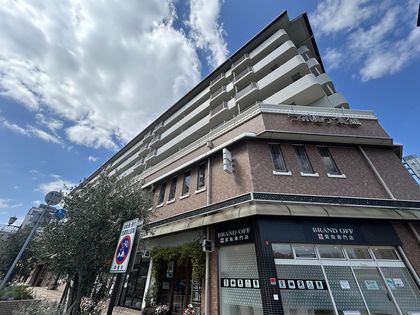 ラポルテ北館 外観