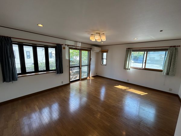 綱島東3丁目戸建 LD約12.5帖