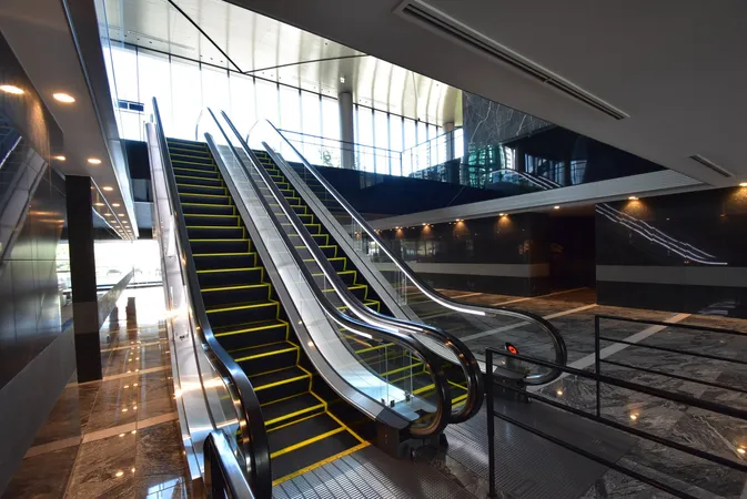 グランドエントランスホール