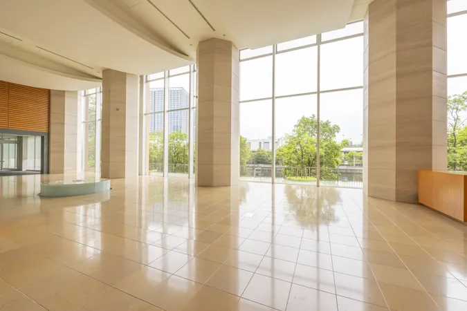 エントランスホール