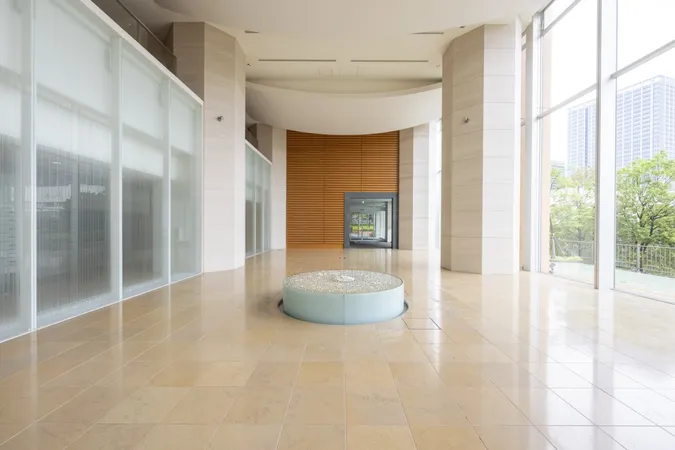 エントランスホール