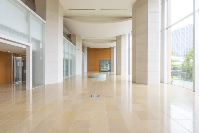 エントランスホール