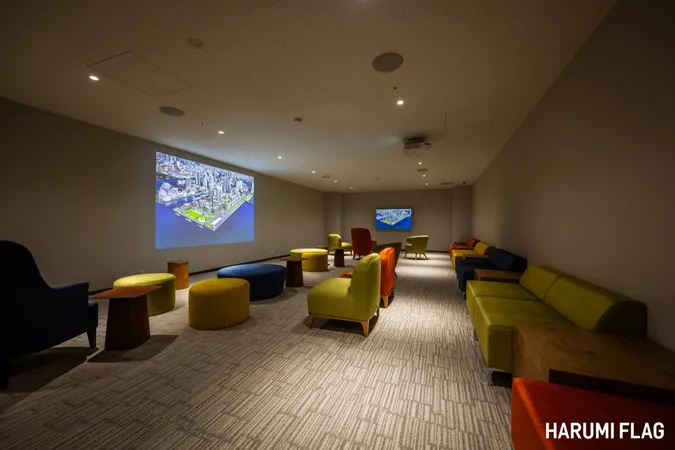 THEATER　ROOM