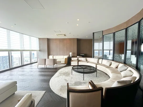 ビューラウンジ（サンライズ）