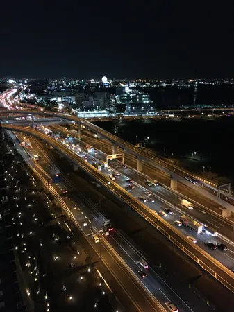 バルコニーからの眺望（夜景）
