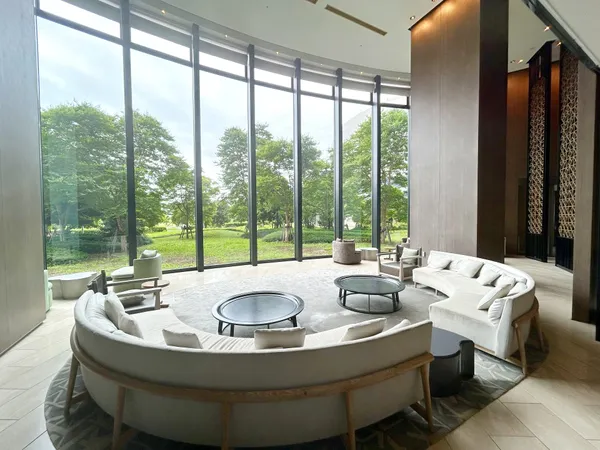 ガーデンラウンジ