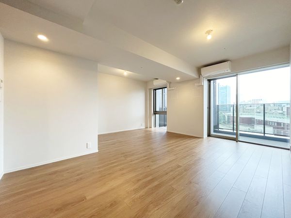 THE COURT 神宮外苑 約15.6帖