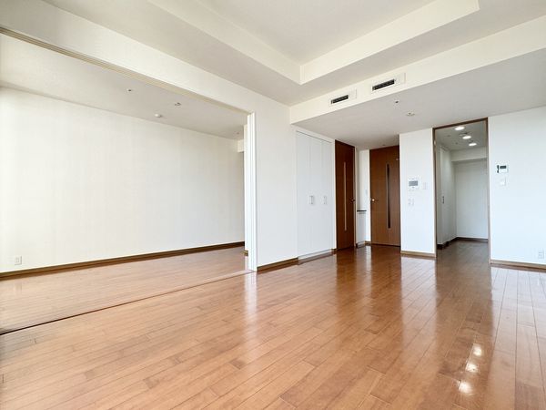 エアレジデンス新浦安 リビングダイニング（約11.6帖）