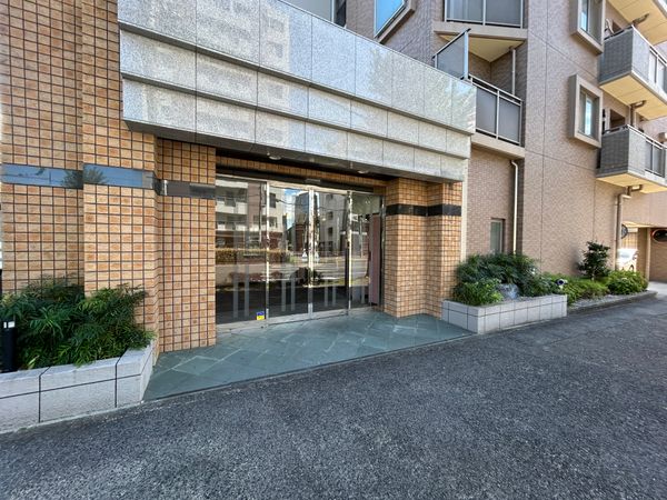 アジュール筒井 エントランス
