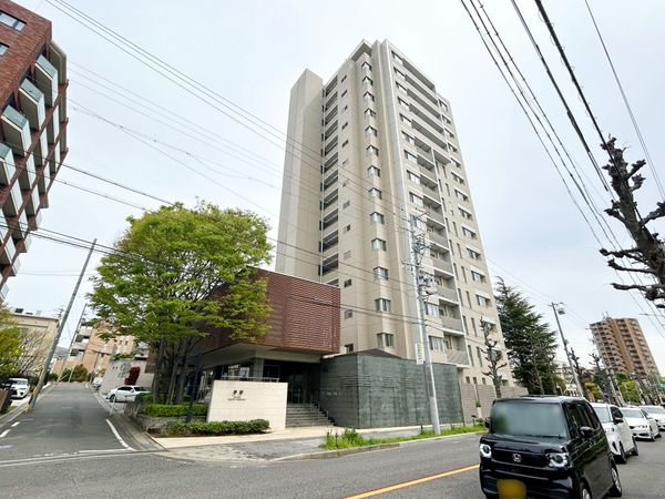 プラウド八事石坂 外観