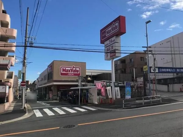 徒歩3分。