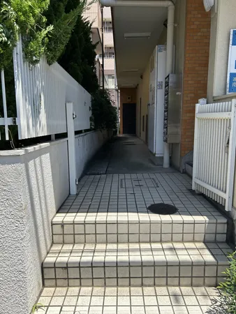 アパート入口