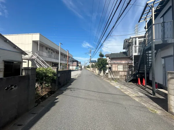 南西側前面道路