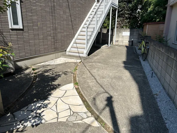 アプローチ　Ⅱ号棟