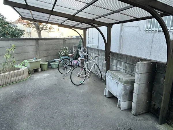 メゾン沢駐輪場