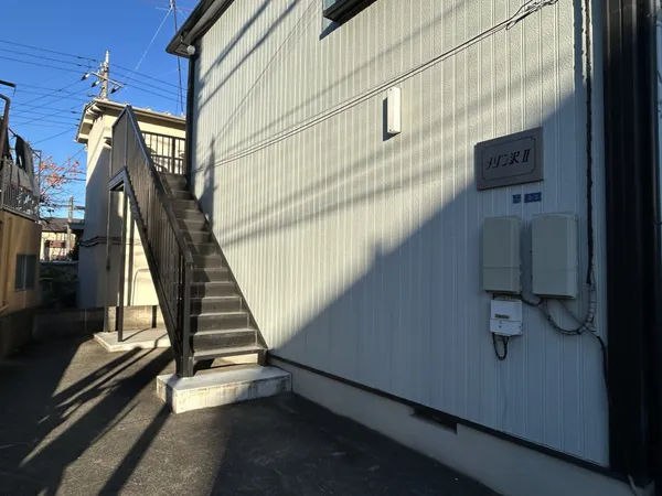 メゾン沢Ⅱ外階段