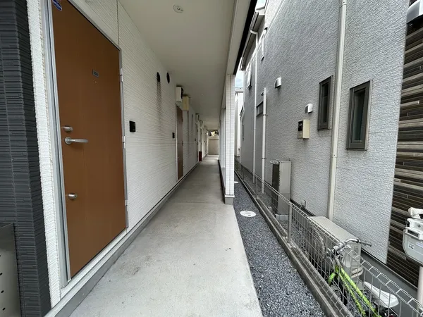 １階外廊下