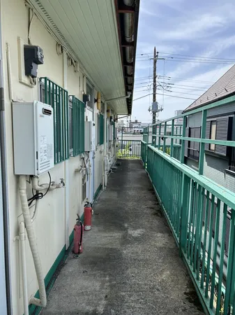 ２階外廊下（１号棟）