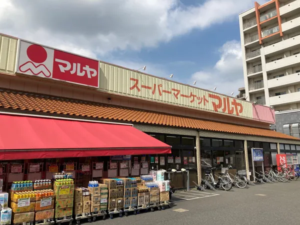 徒歩6分。