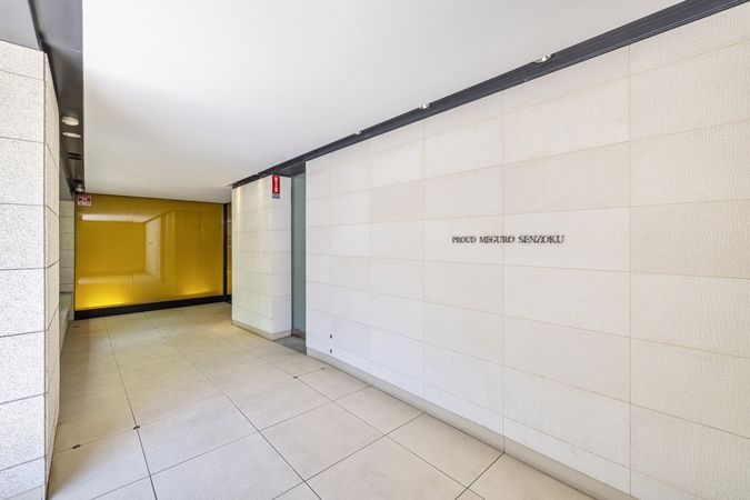 プラウド目黒洗足 エントランス プラウド目黒洗足 エントランス